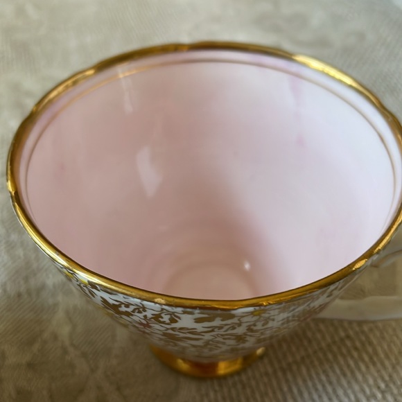 Vintage set of 2 Royal Stafford bone china Demitasse cups pink & gold chintz - Picture 4 of 10
